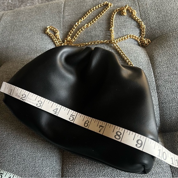 Understated Leather mini crossbody bag, black, chain strap, scrunch clutch - Picture 10 of 12